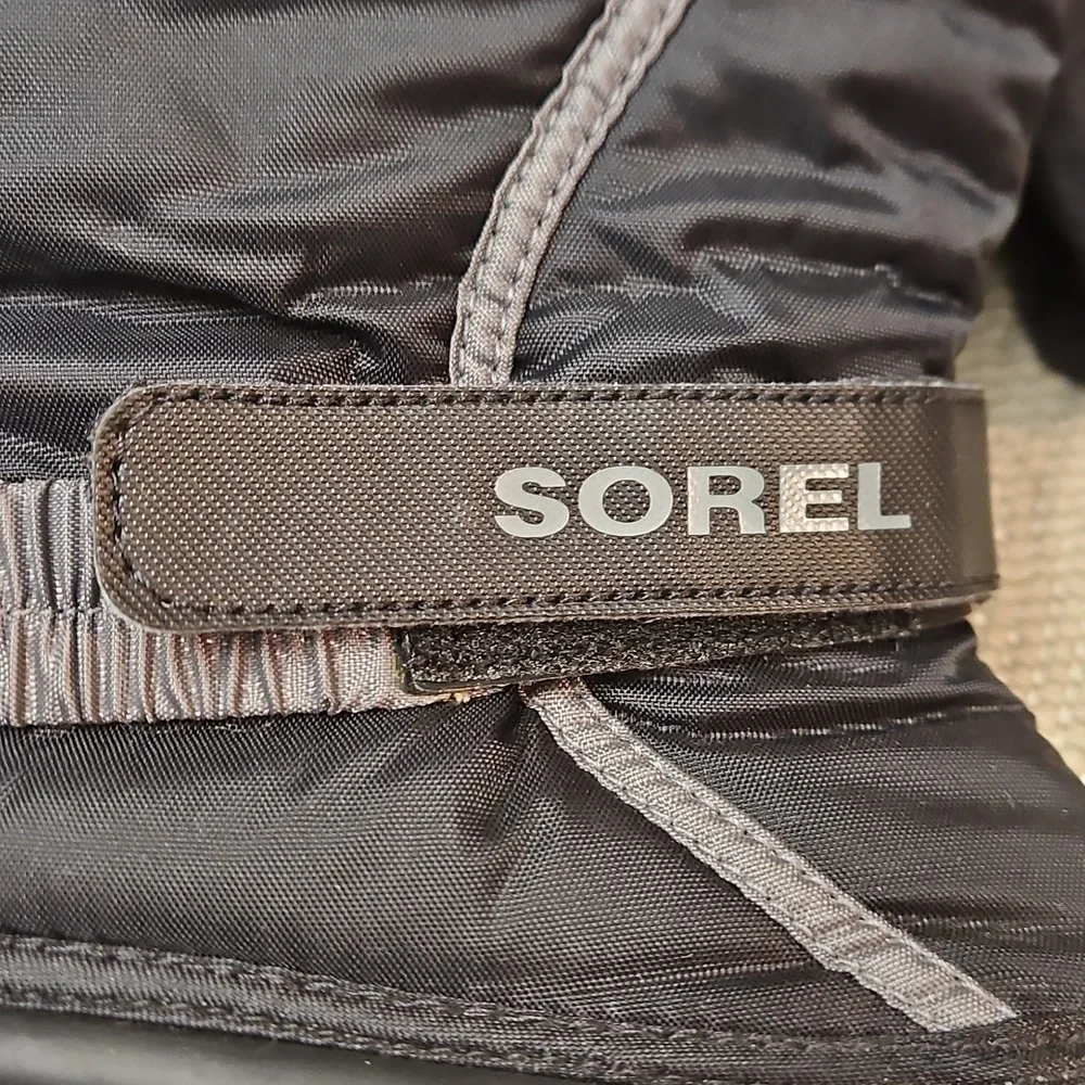 Sorel Flurry Youth Boots Size 4 Black Gray Inner Liner Waterproof Warm
